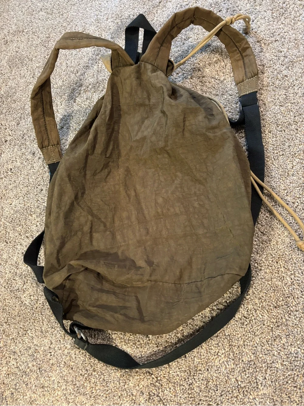Kipling vintage green